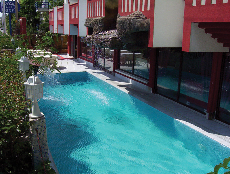 City Royal Hotel